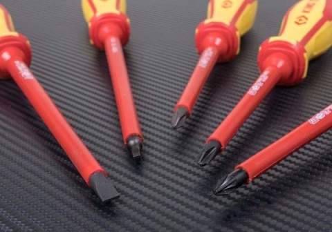 14720807 - WKRĘTAK PŁASKI IZOLOWANY 8,0 x 1,2mm 8,0 x 175mm 14720807 - WKRĘTAK PŁASKI IZOLOWANY 8,0 x 1,2mm 8,0 x 175mm