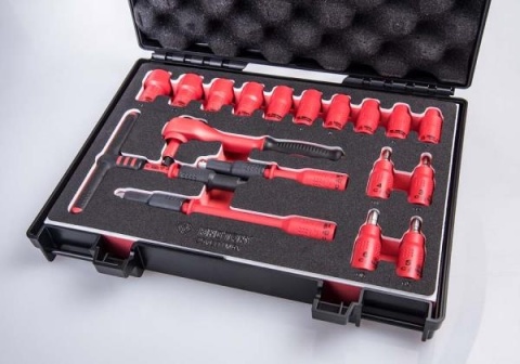 PROMOCJA - 25VE01MRV - ZESTAW NASADEK IZOLOWANYCH 1/4" 18cz. KRÓTKIE. 6-kąt. 5 - 14mm. Z AKCESORIAMI. CHROM. KASETA Z TWORZYWA PROMOCJA - 25VE01MRV - ZESTAW NASADEK IZOLOWANYCH 1/4" 18cz. KRÓTKIE. 6-kąt. 5 - 14mm. Z AKCESORIAMI. CHROM. KASETA Z TWORZYWA